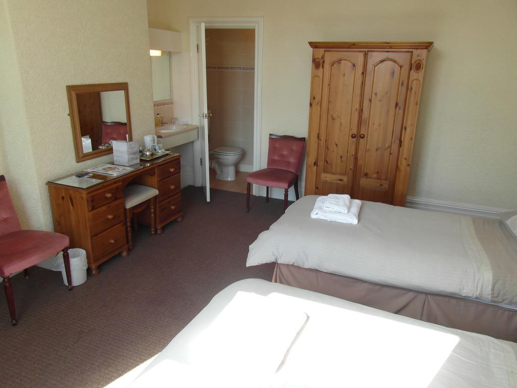 בארו אין פרנס Lisdoonie Hotel חדר תמונה