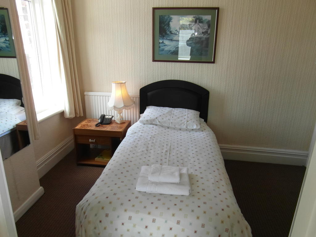 בארו אין פרנס Lisdoonie Hotel חדר תמונה