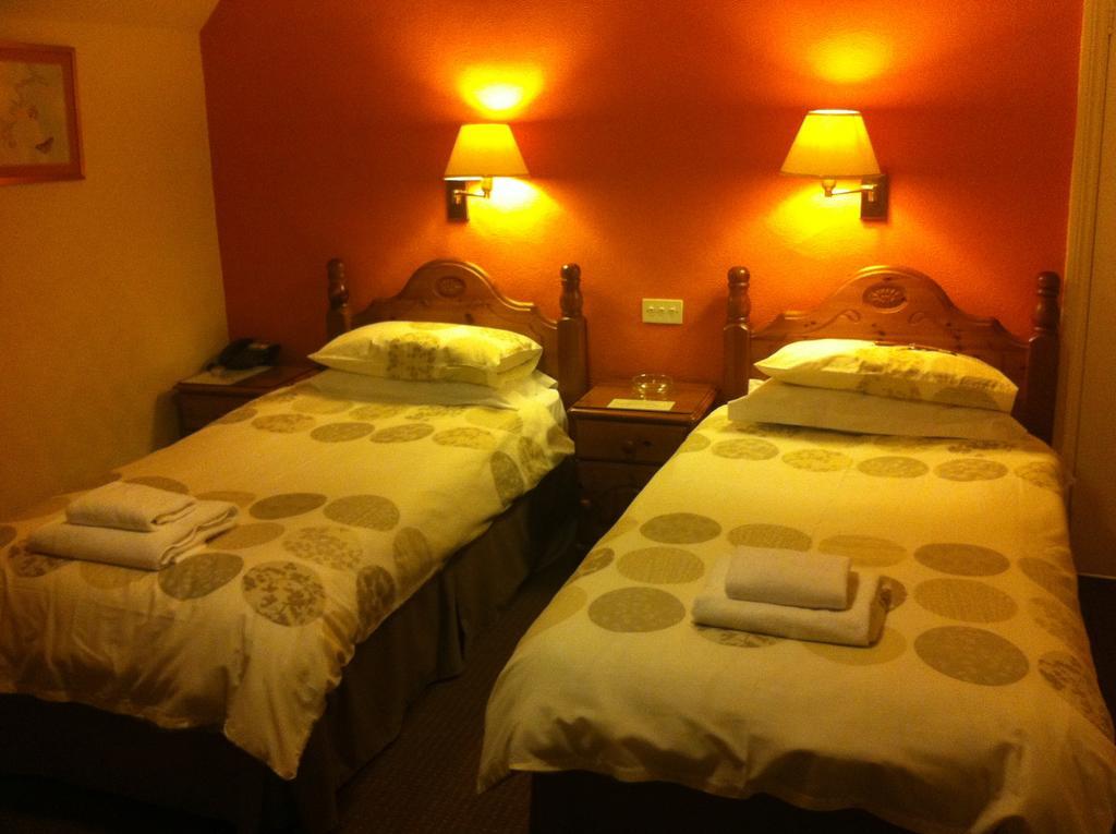 בארו אין פרנס Lisdoonie Hotel חדר תמונה